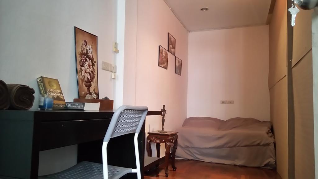 E&G Guest House Bangkok Bagian luar foto
