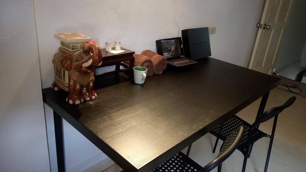 E&G Guest House Bangkok Bagian luar foto