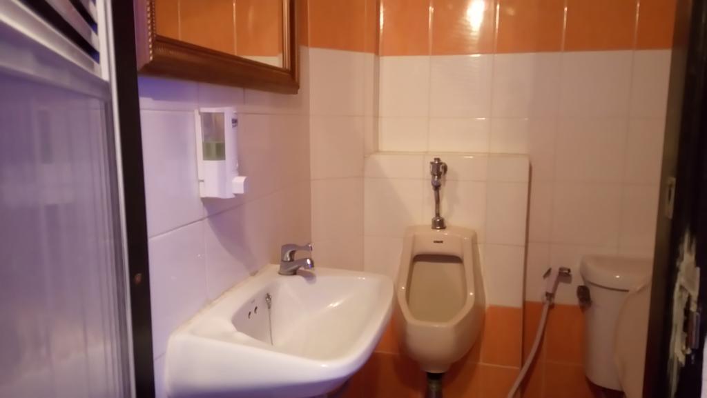 E&G Guest House Bangkok Bagian luar foto