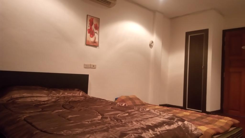 E&G Guest House Bangkok Bagian luar foto