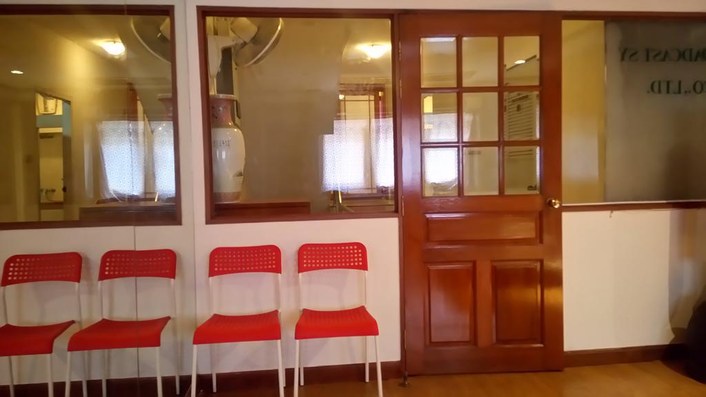 E&G Guest House Bangkok Bagian luar foto