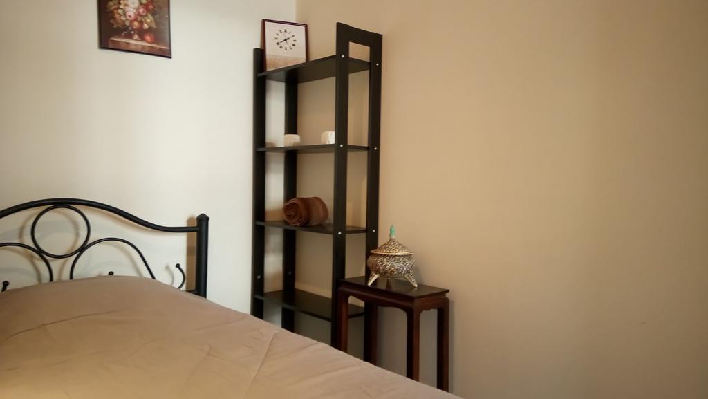 E&G Guest House Bangkok Bagian luar foto
