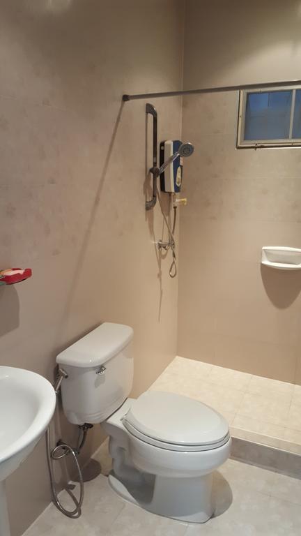 E&G Guest House Bangkok Bagian luar foto